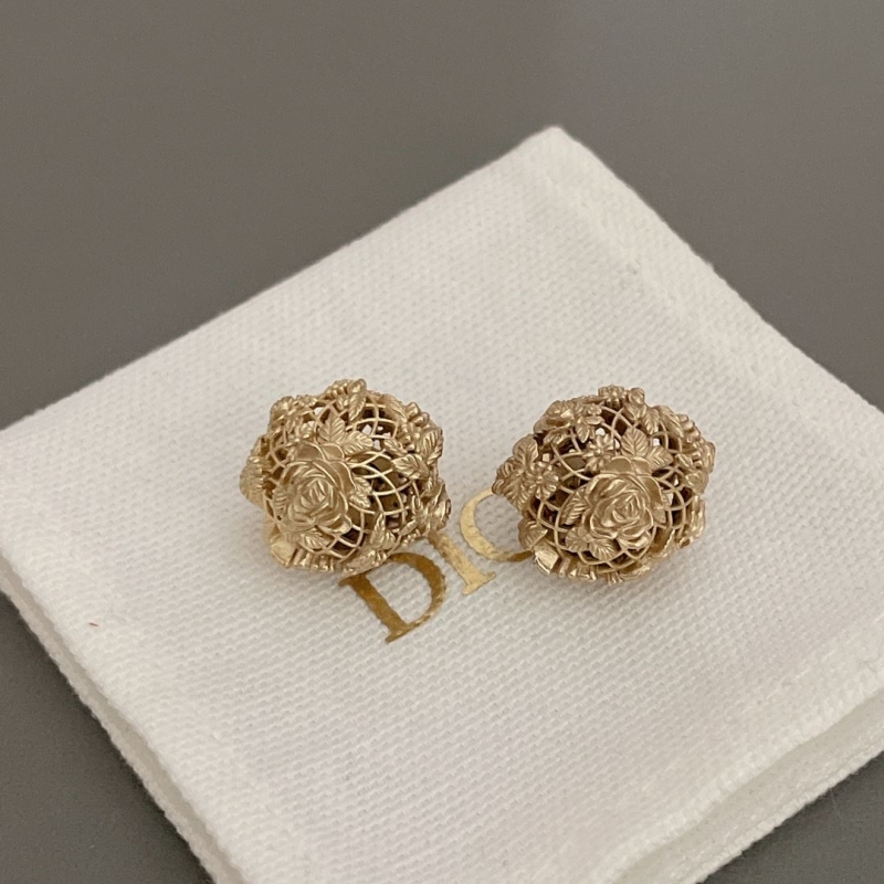 chr1st1an D10r earrings